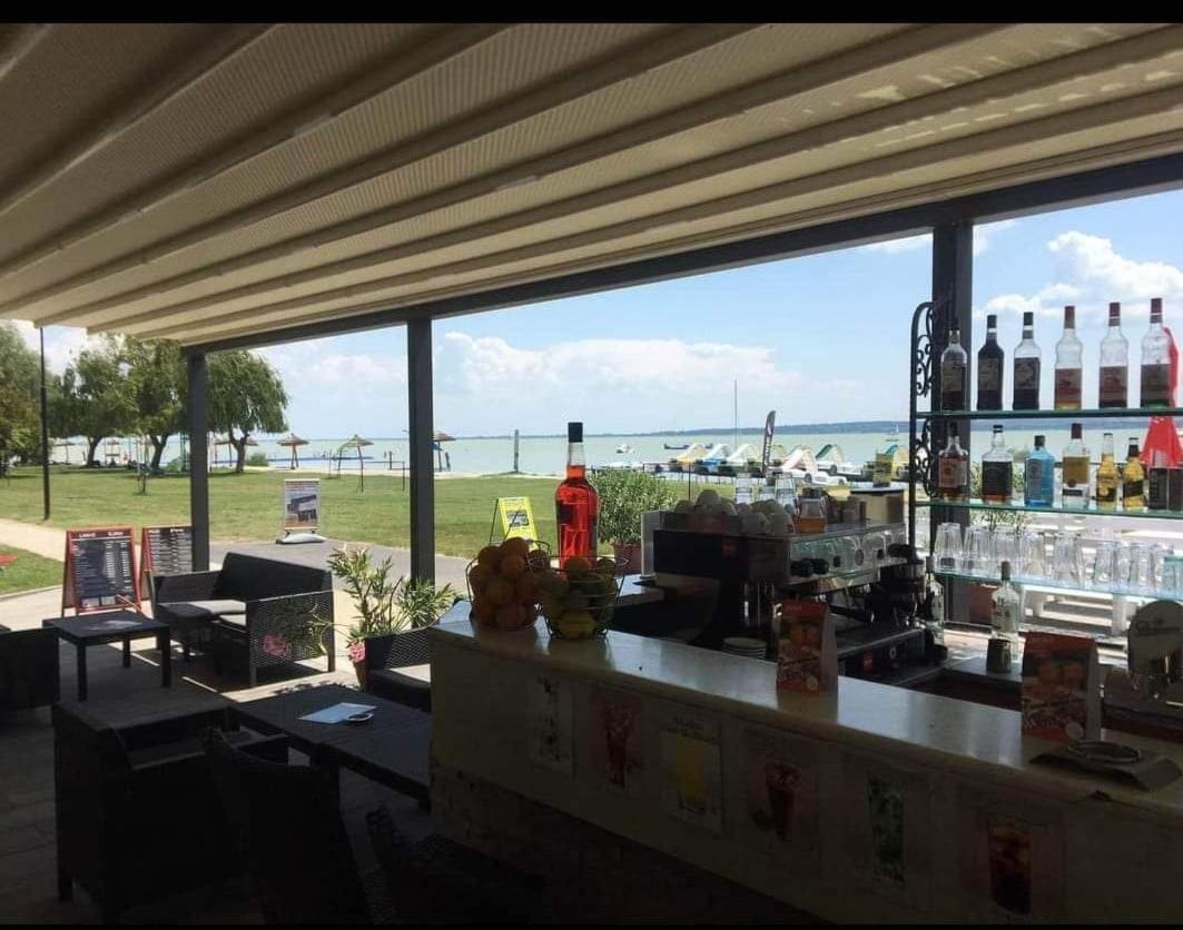 Babzsi Nyaraló Vonyarcvashegy Exterior foto